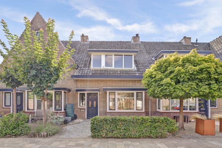 Eengezinswoning, tussenwoning Leliestraat 35 Goes