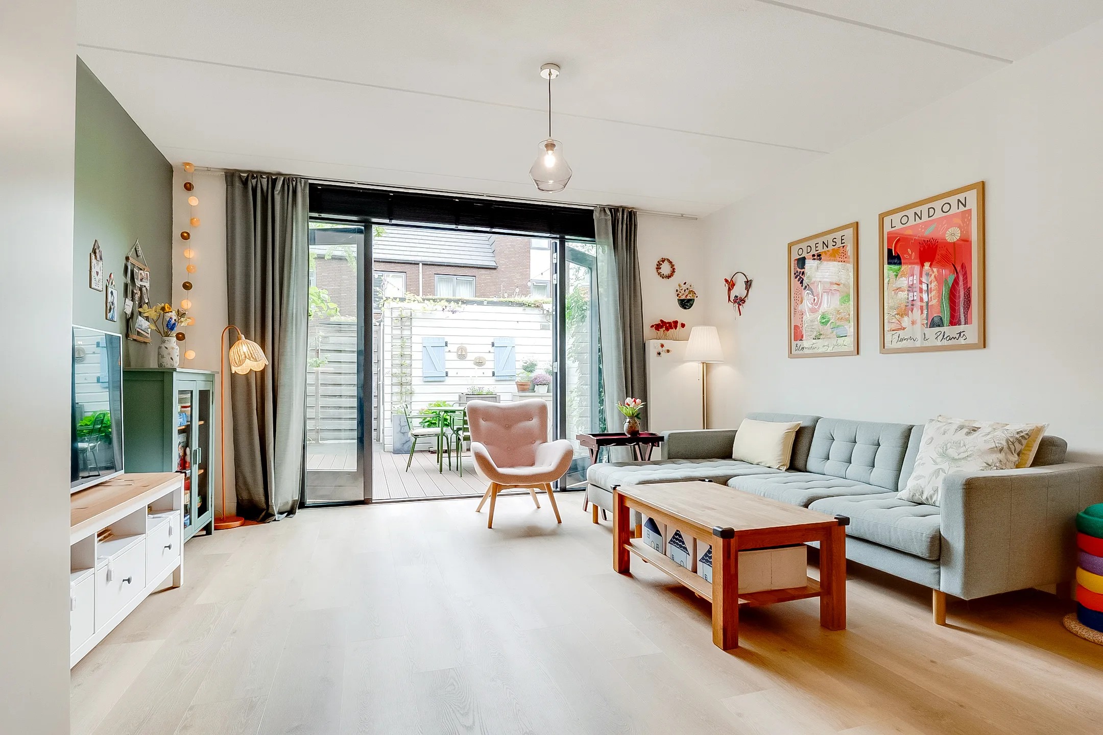 Tussenwoning Vlechtdraadhof 32 in Utrecht