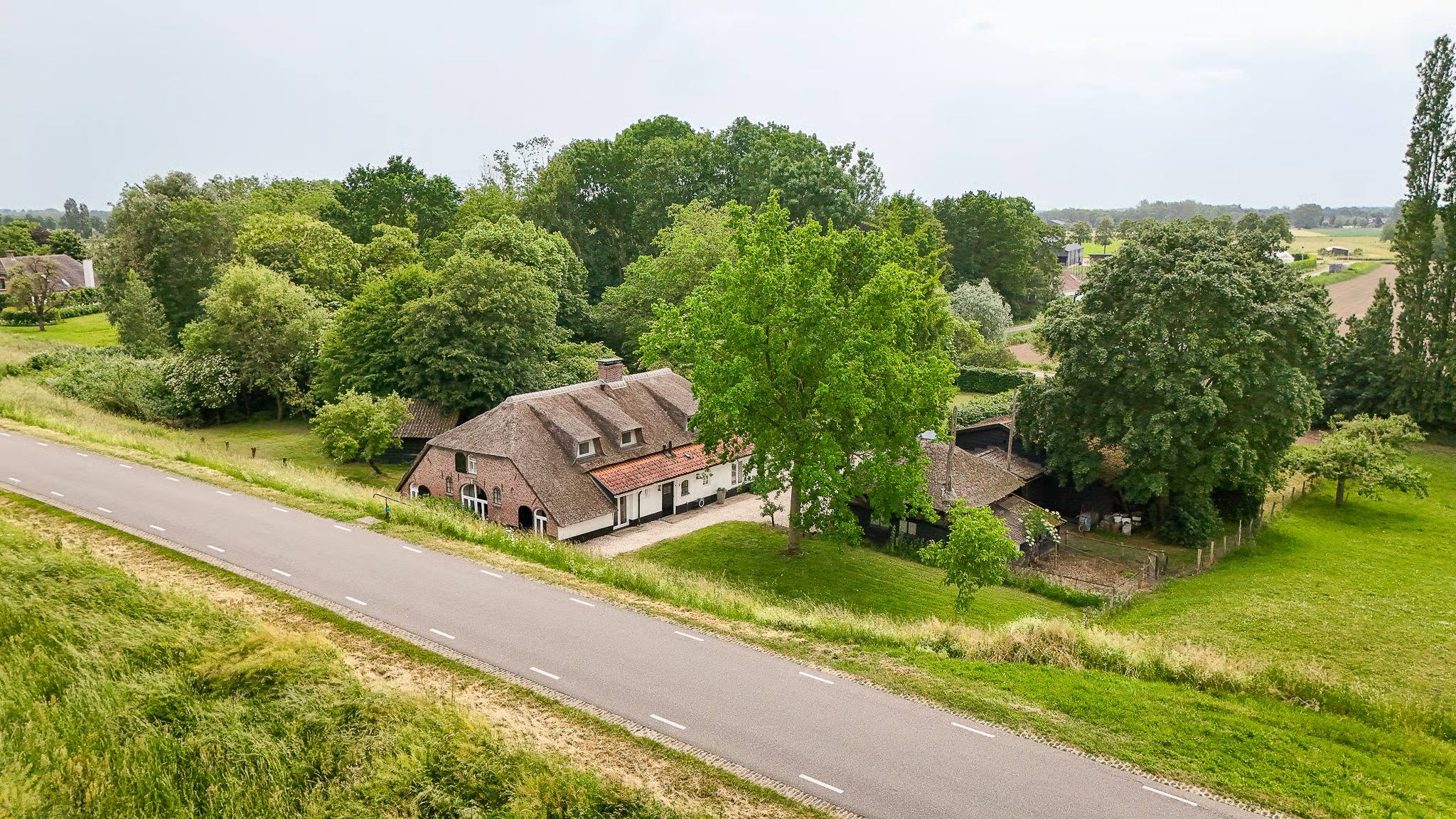 Vrijstaande woning (dijkwoning) Lekdijk West 9 in Beusichem