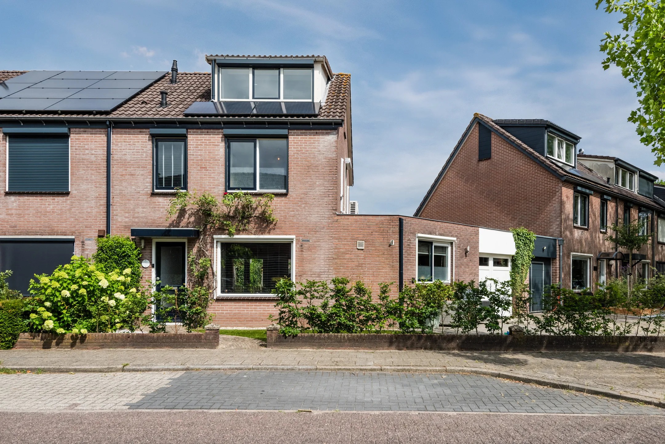 Geschakelde woning Nassaulaan 72 in Nunspeet