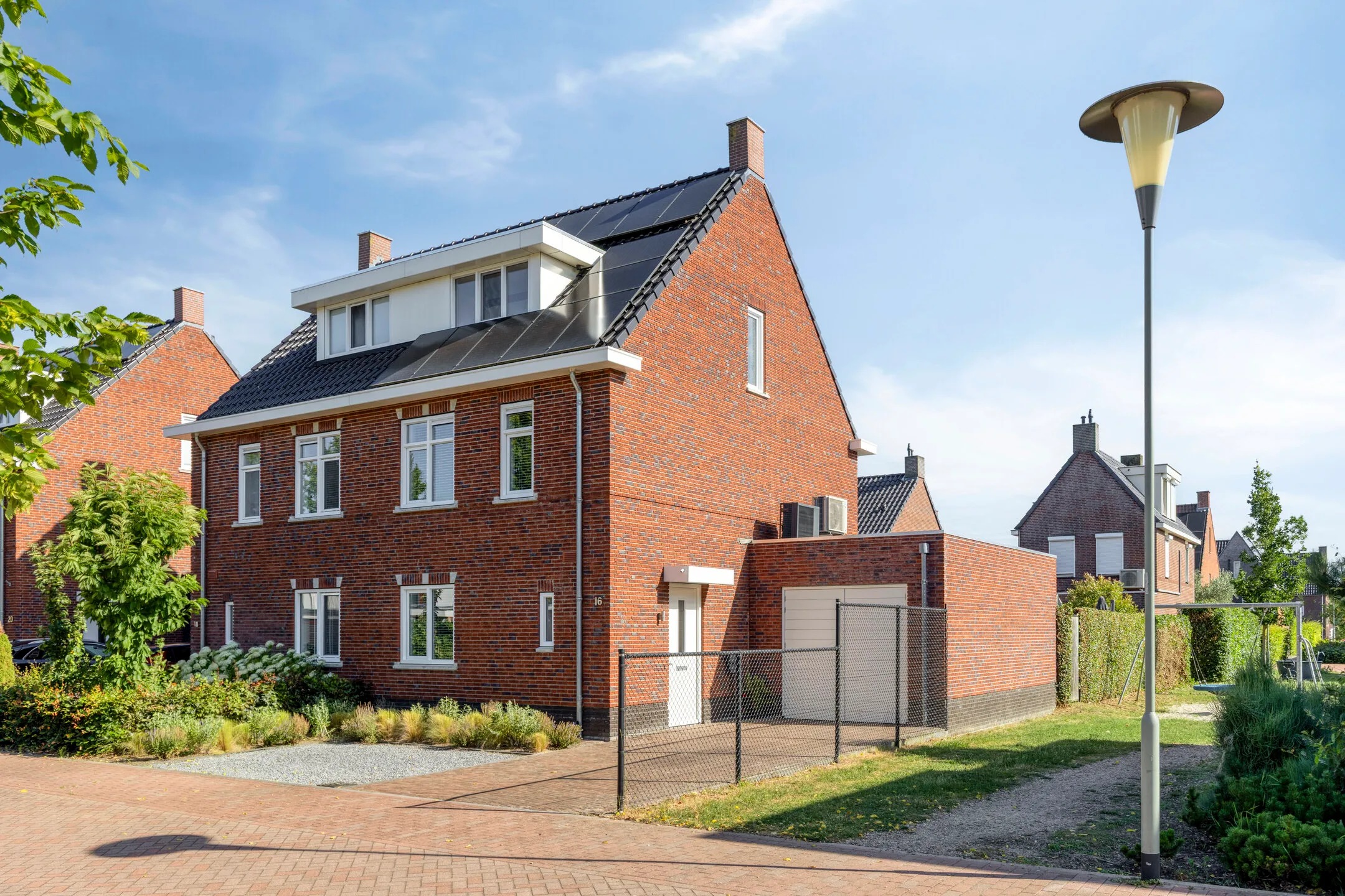 2-onder-1-kapwoning Haviklaan 16 in Venray