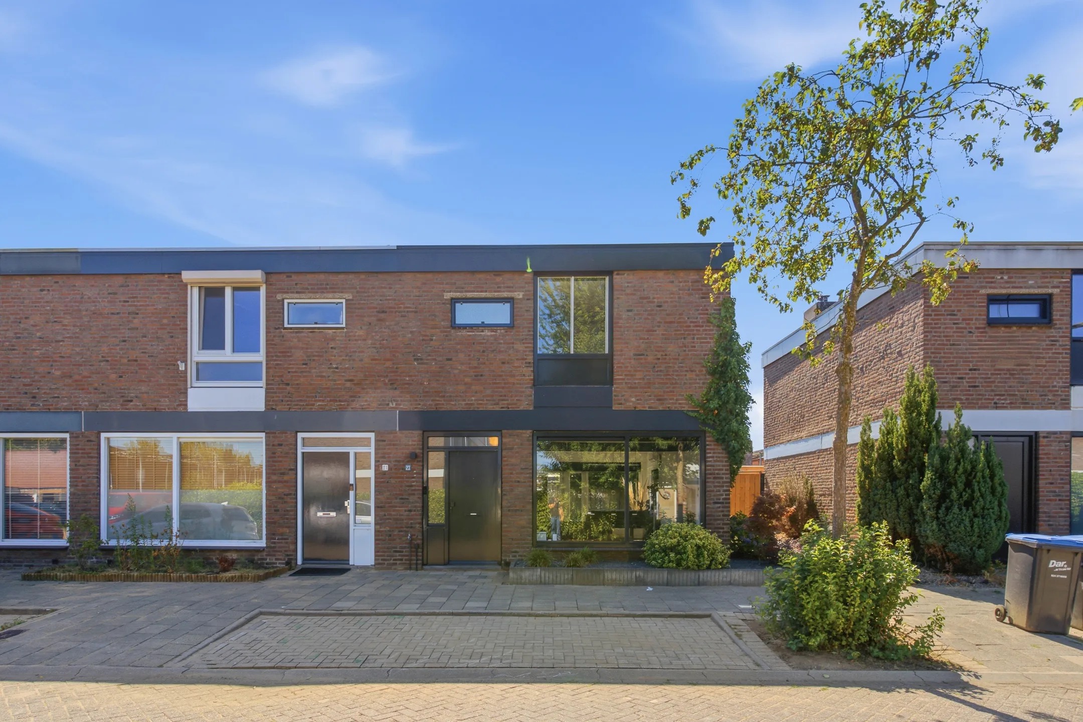 Hoekwoning Mgr. Nolensstraat 23 in Nijmegen