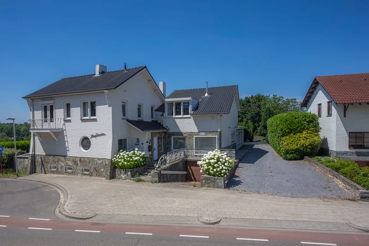 Villa, vrijstaande woning Toupsbergstraat 138 in Kerkrade
