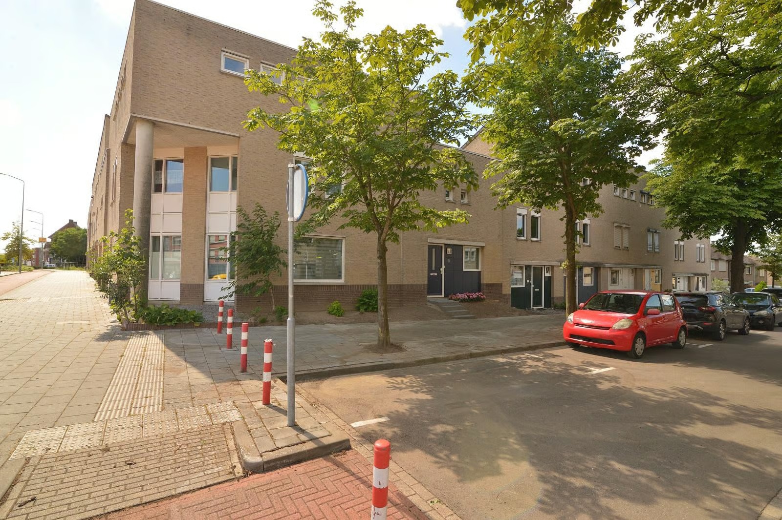 Hoekwoning Kastanjelaan 3 in Hoensbroek