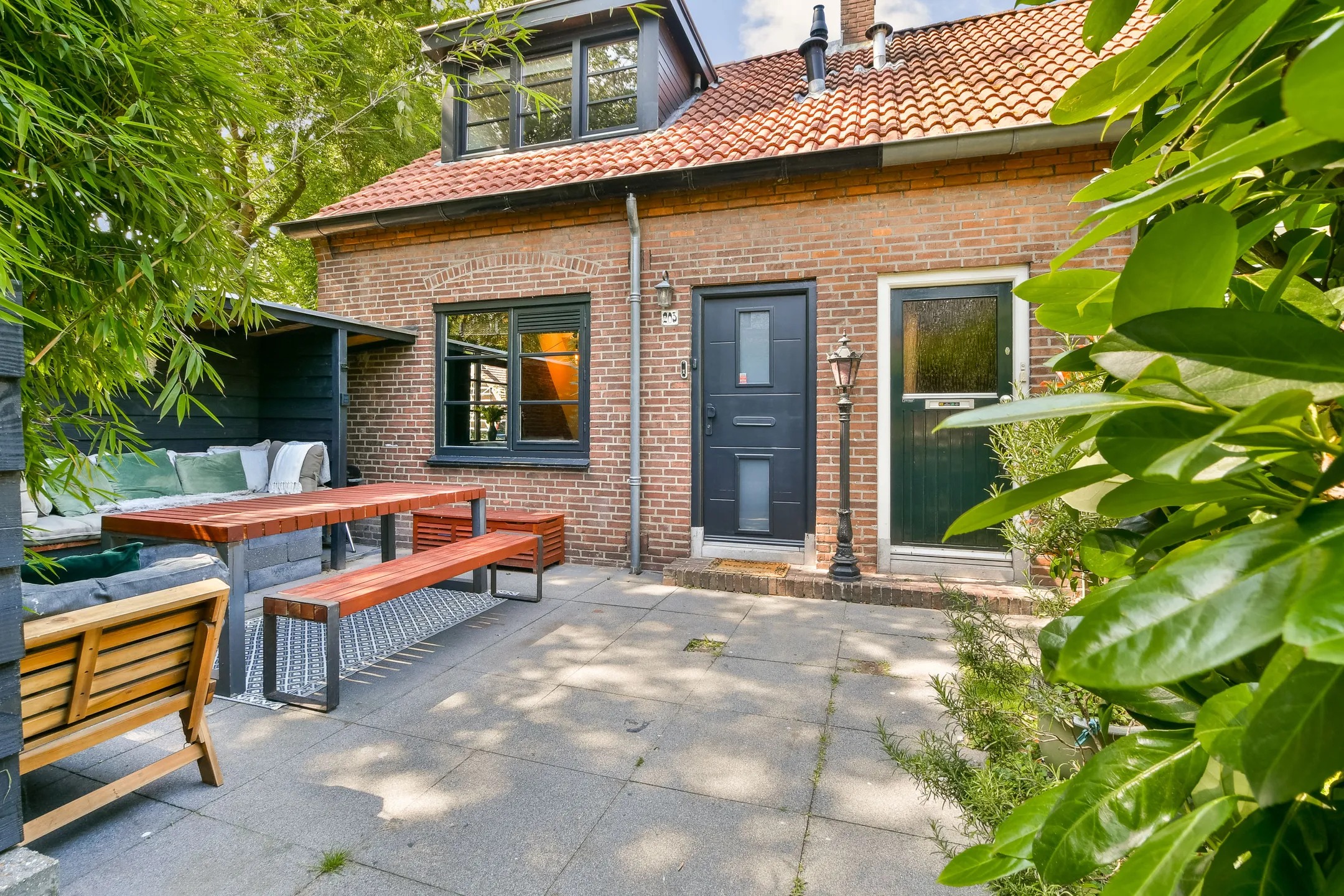 Hoekwoning Zomervaart 203 in Haarlem