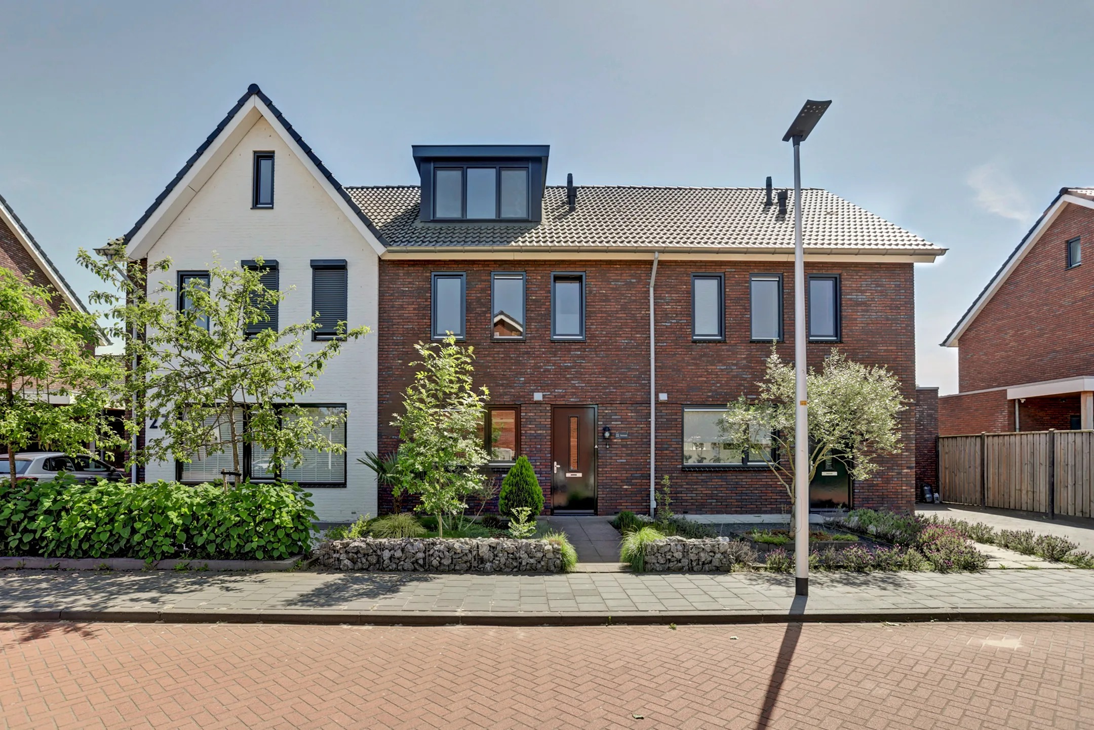 Tussenwoning Van Lunterenstraat 25 in Almelo