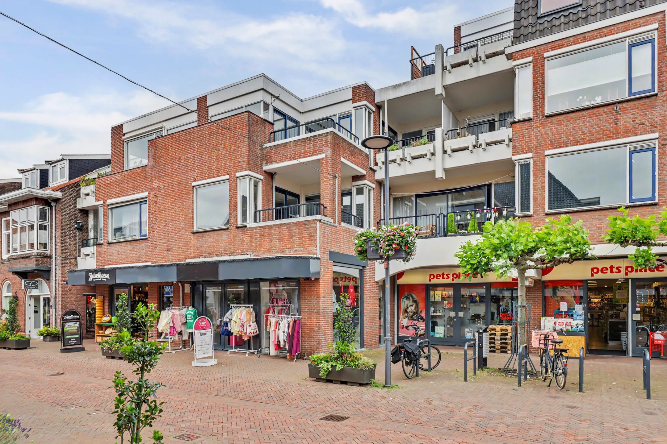 Bovenwoning Van Tijnplein 12 in Naaldwijk