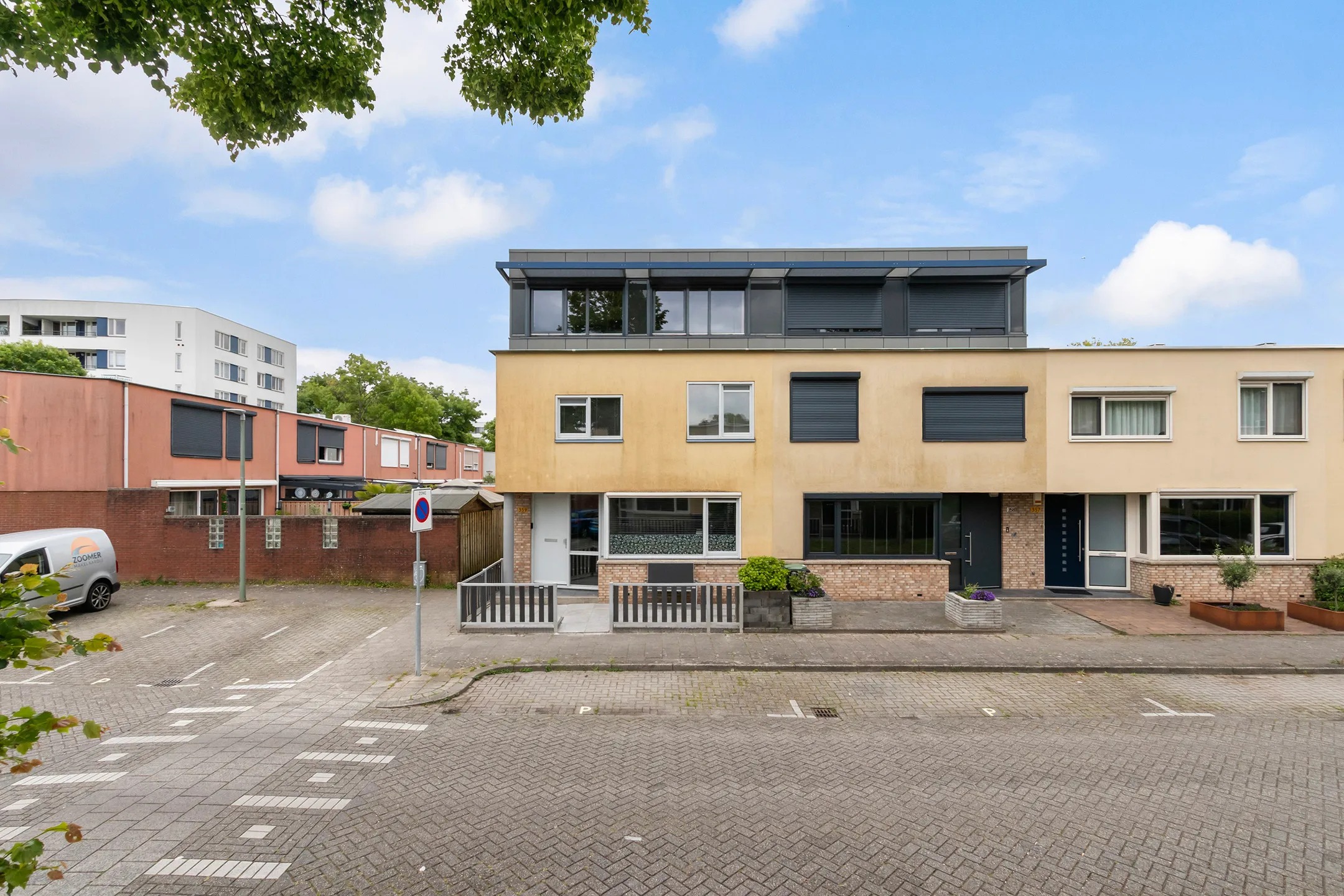 Hoekwoning Van Ravesteyn-erf 359 Dordrecht