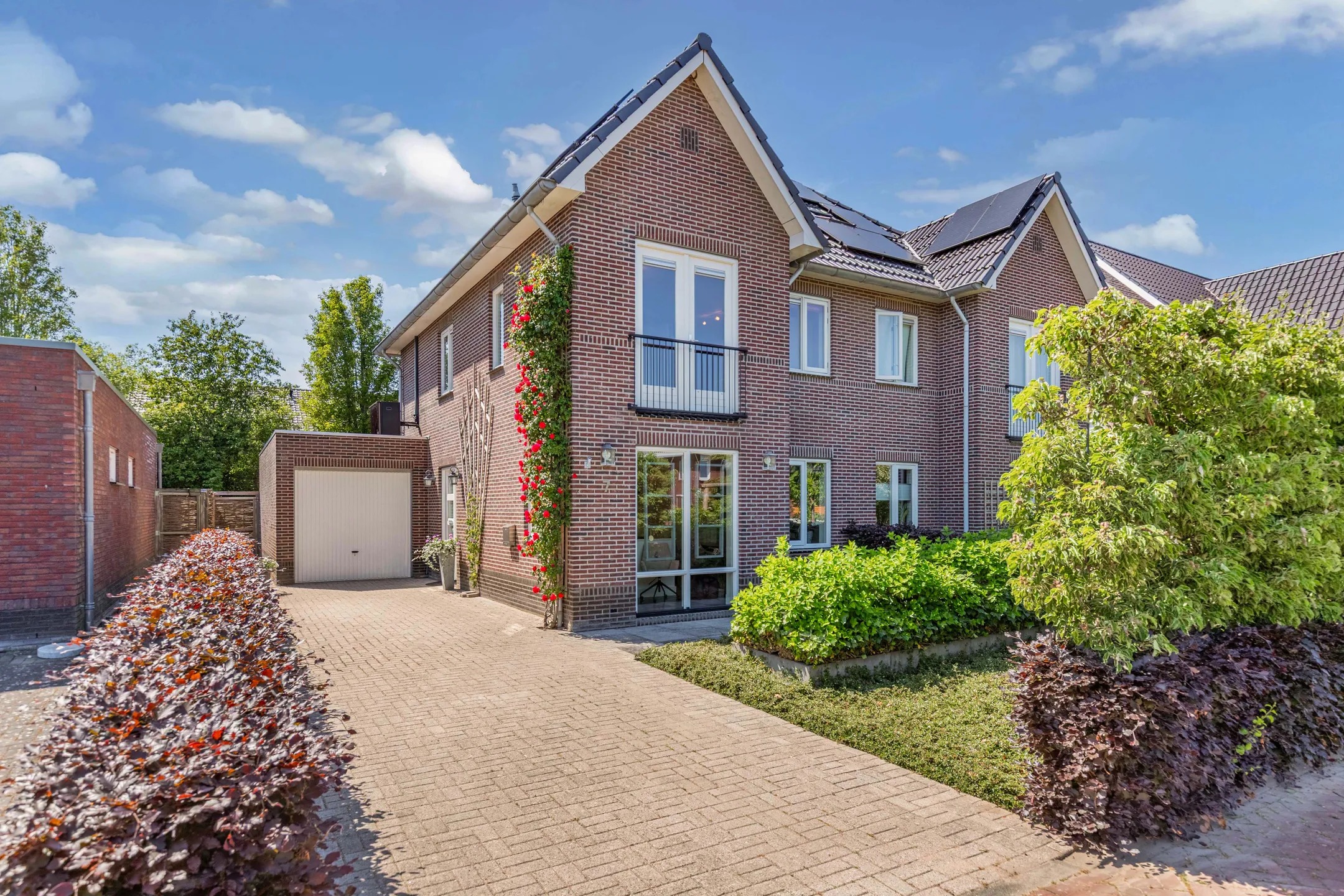 2-onder-1-kapwoning Plesmanhage 7 in Emmeloord