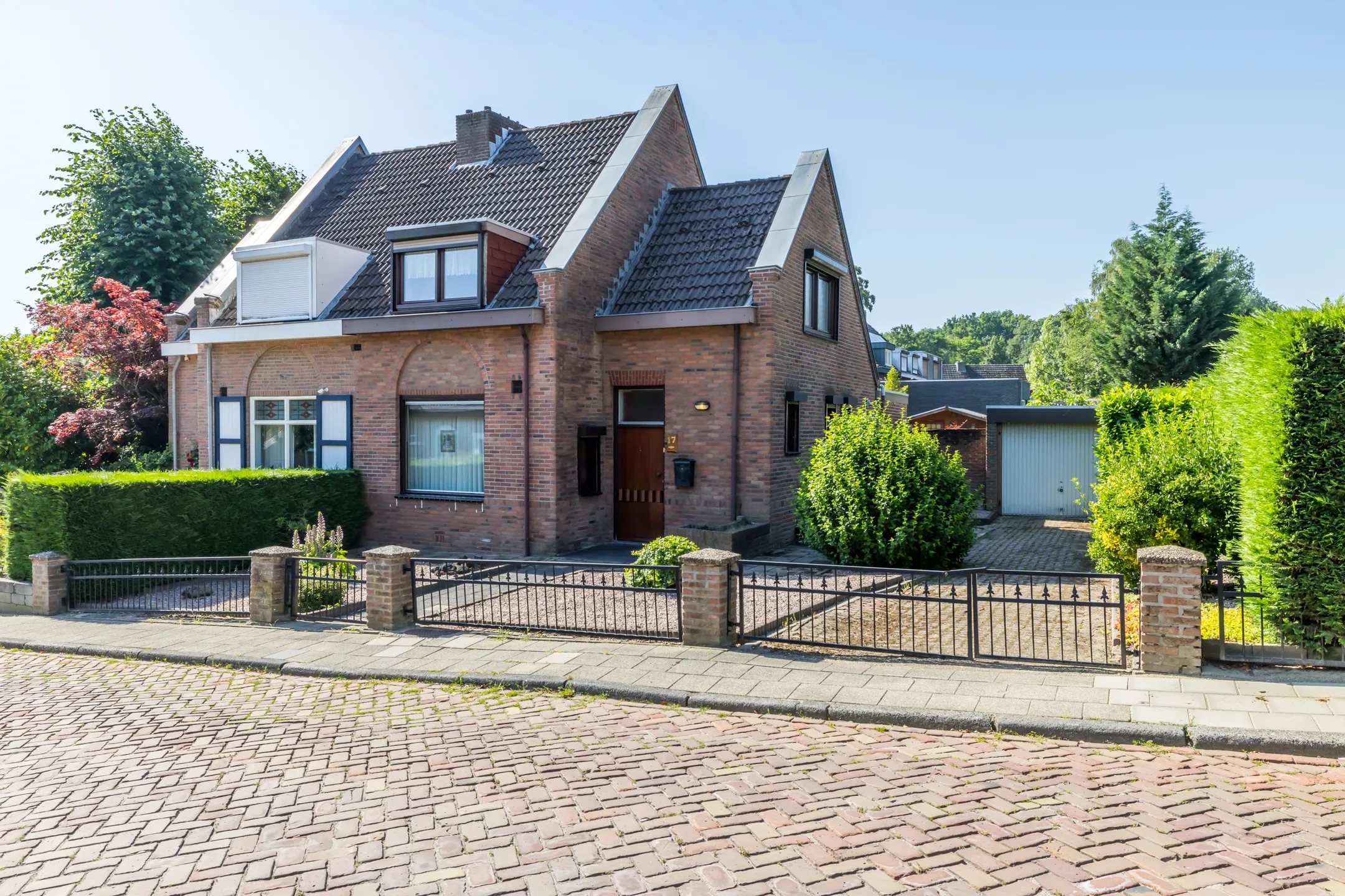 2-onder-1-kapwoning Haansberg 17 in Brunssum
