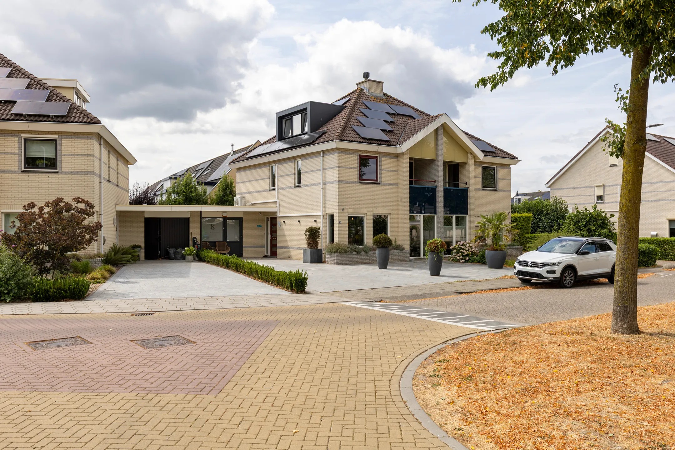 2-onder-1-kapwoning Wielewaallaan 58 in Tiel