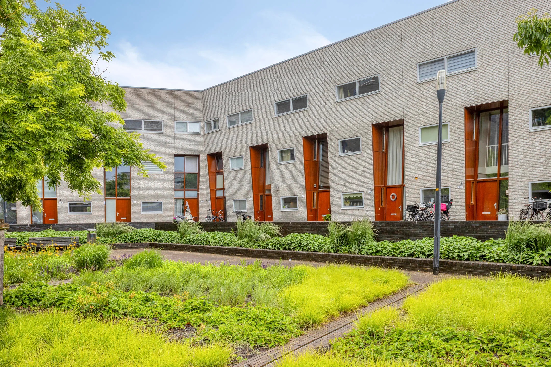 Tussenwoning Stadskade 304 in Apeldoorn