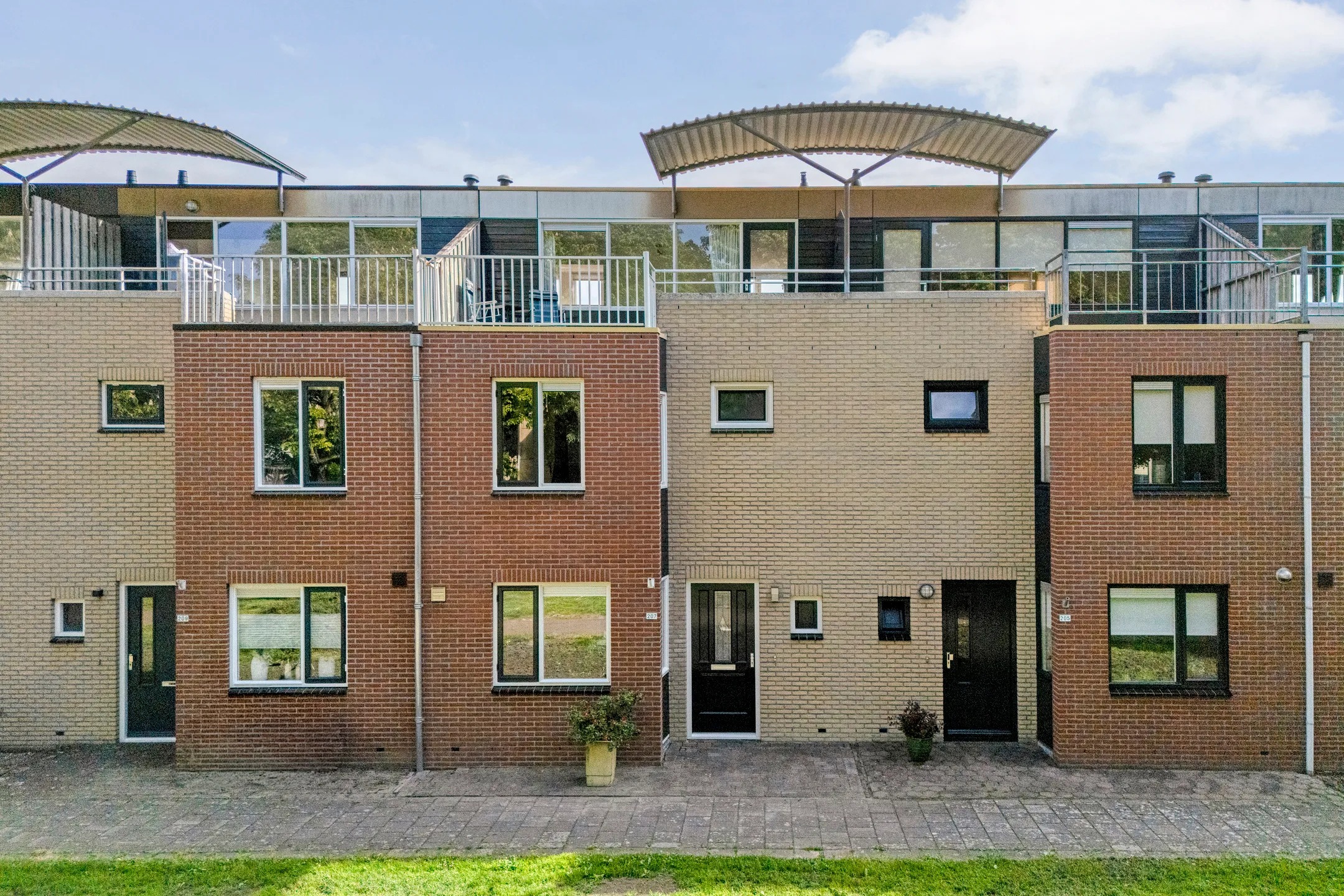 Tussenwoning Weidelaan 207 in Raalte