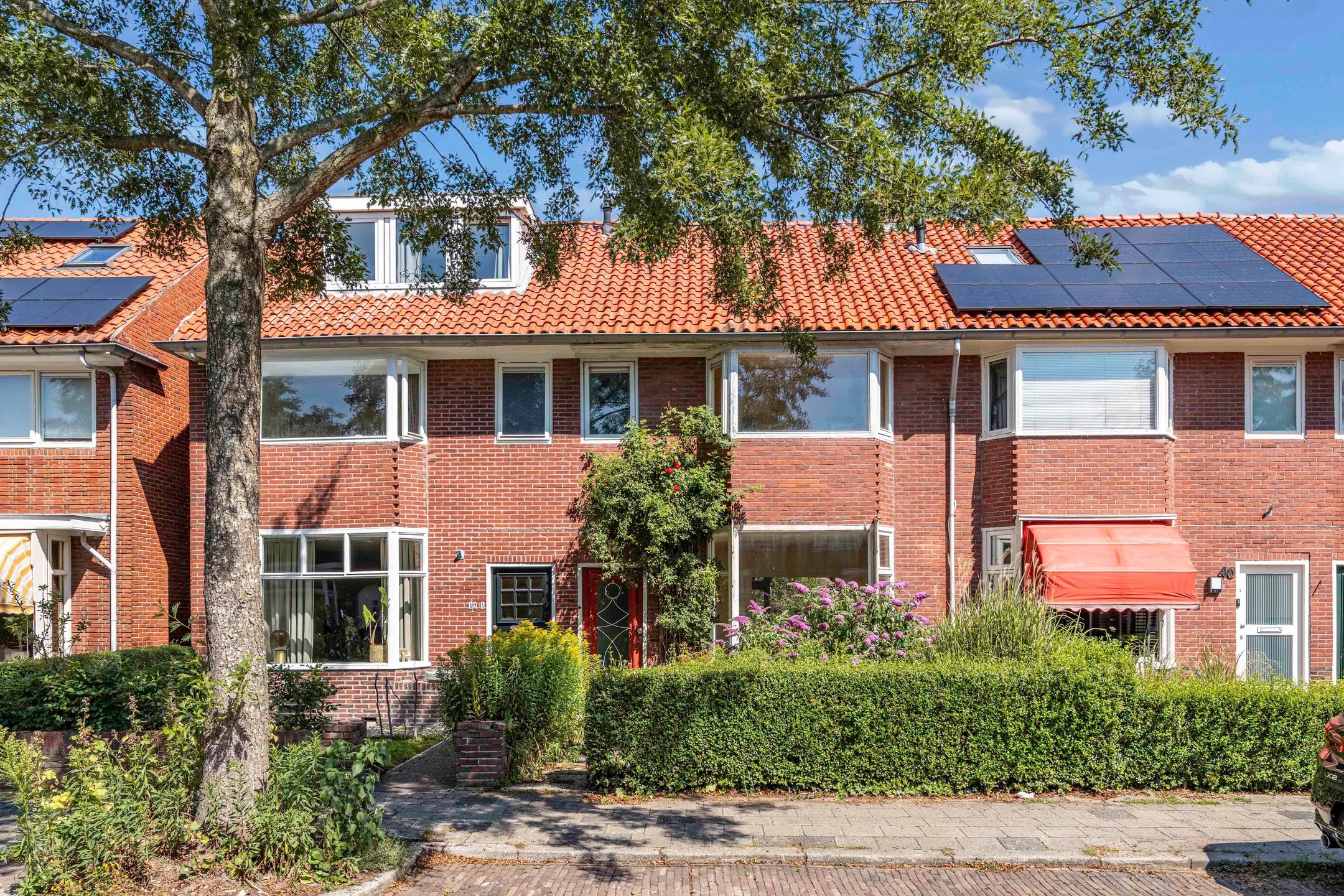 Tussenwoning Aert van der Neerstraat 42 in Leeuwarden