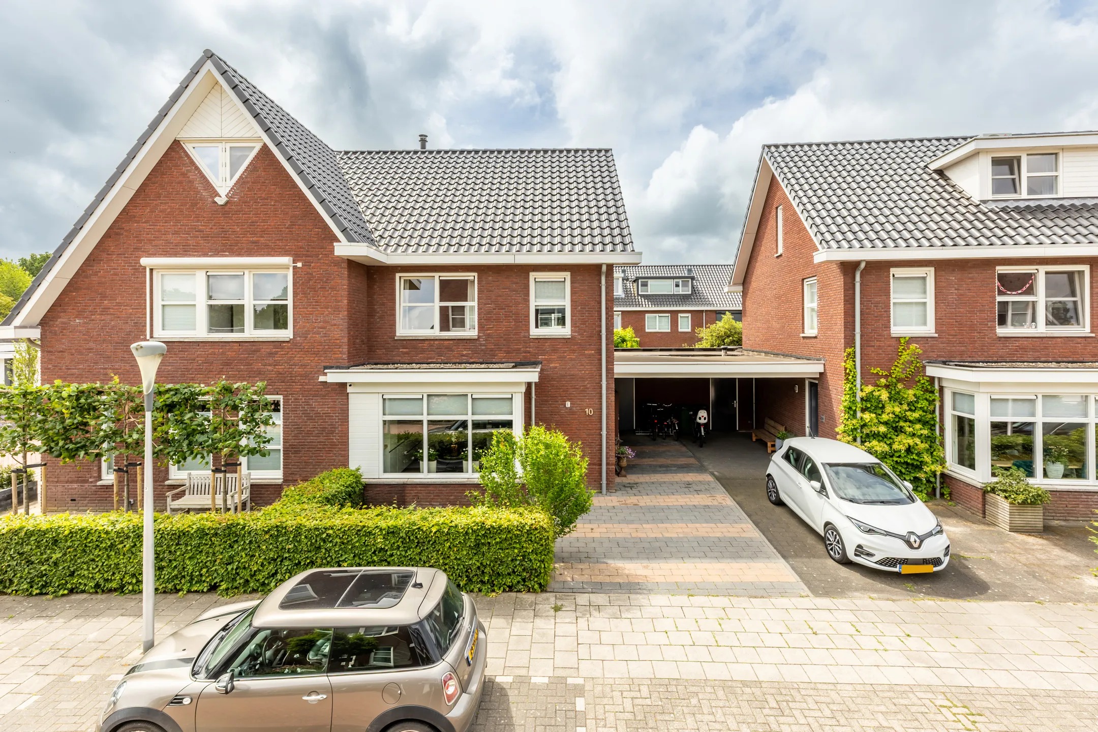Geschakelde 2-onder-1-kapwoning Wilgenblad 10 in Oostvoorne