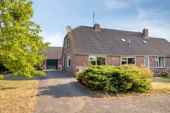 Halfvrijstaande woning Meester Pieterswijk 103 in Elim