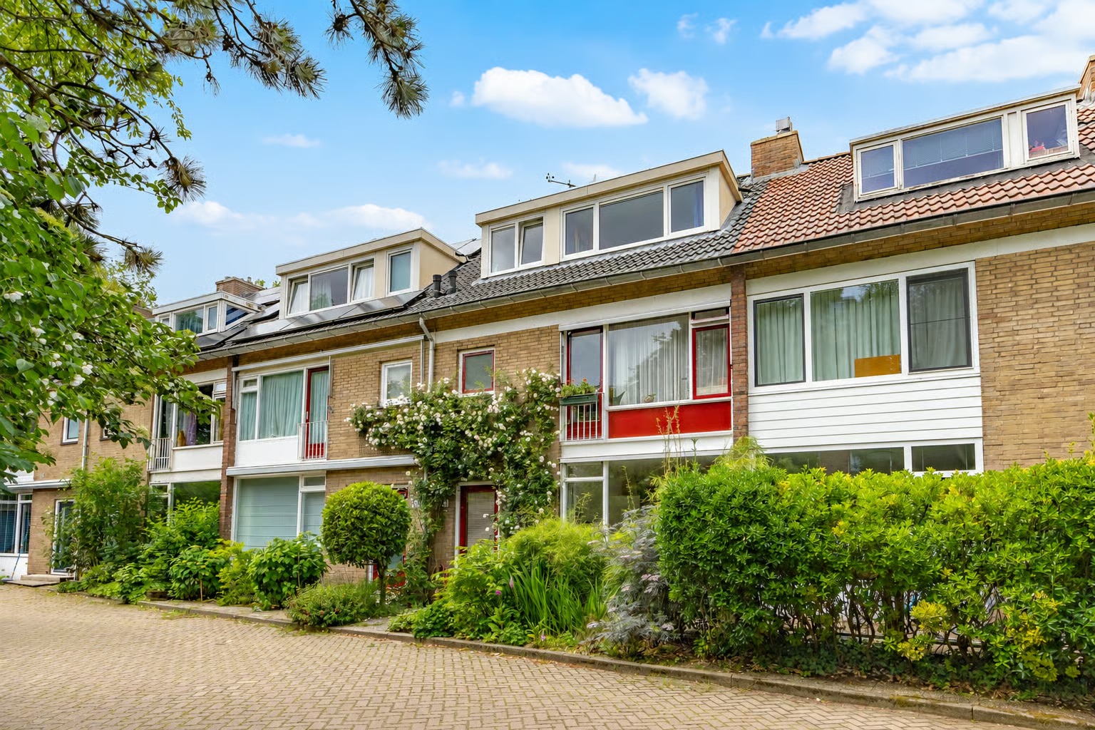 Tussenwoning Norenburg 101 in Den Haag