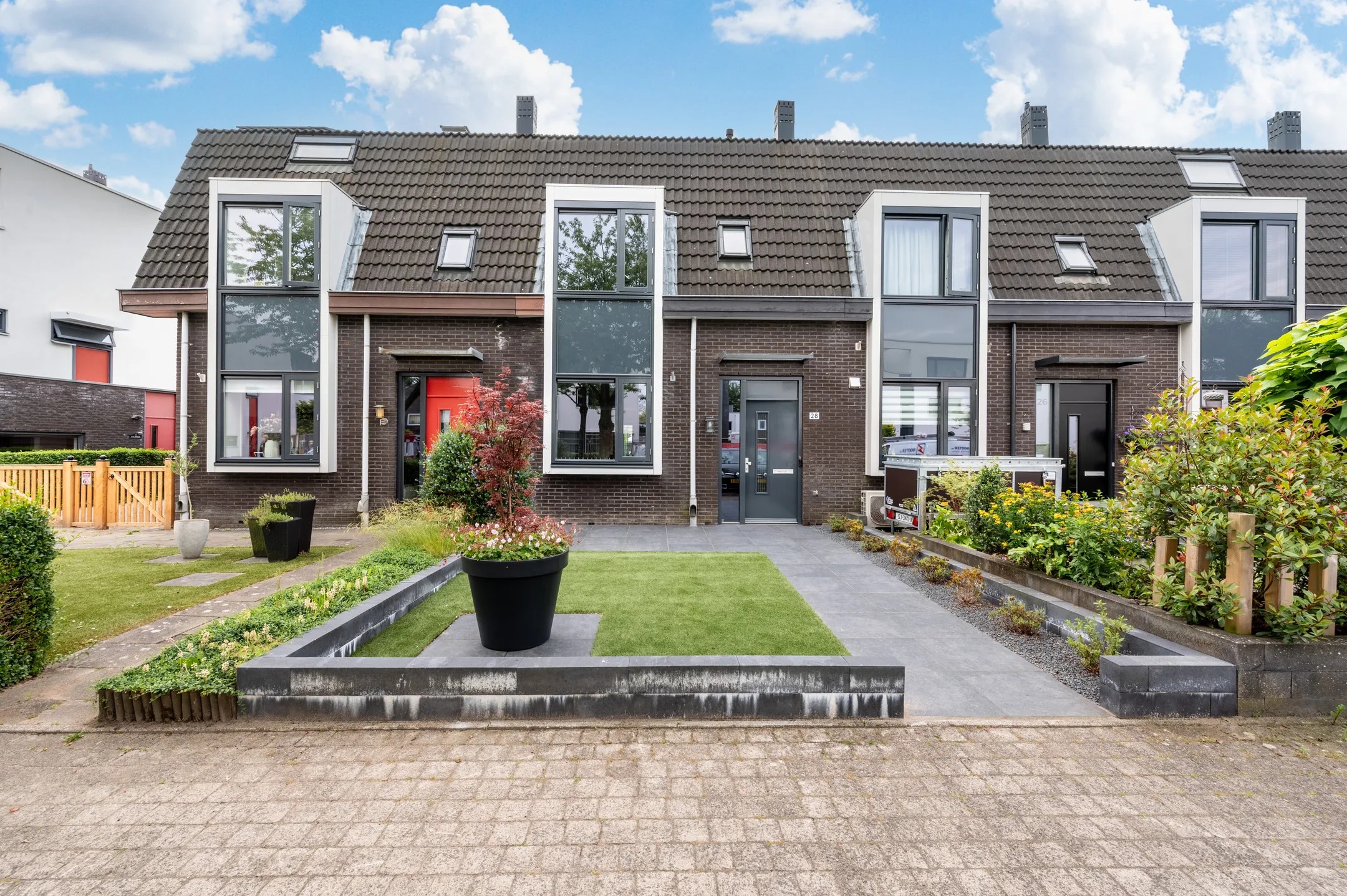 Tussenwoning De Bloementuin 28 Apeldoorn