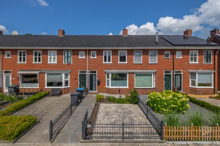 Tussenwoning Bruinsslotstraat 24 in Drachten