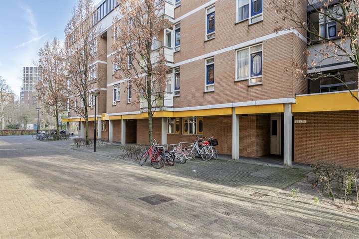 Galerijflat (appartement) Haardstee 72 Amsterdam