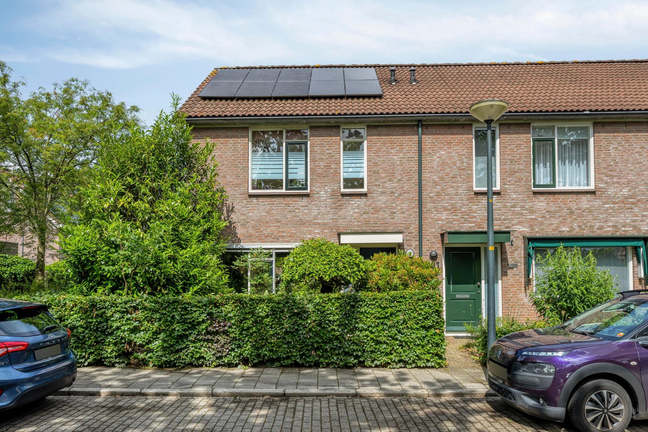 Hoekwoning Frambozenlaan 99 in Apeldoorn