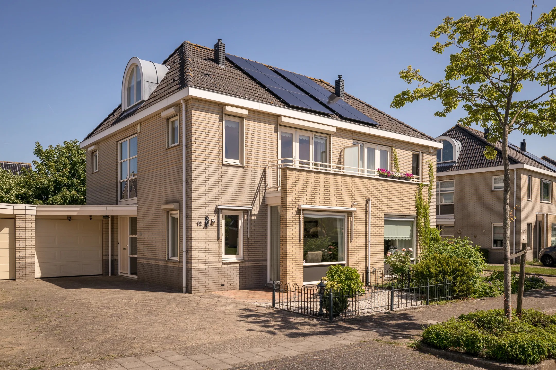Geschakelde 2-onder-1-kapwoning Goudwinde 12 in Avenhorn