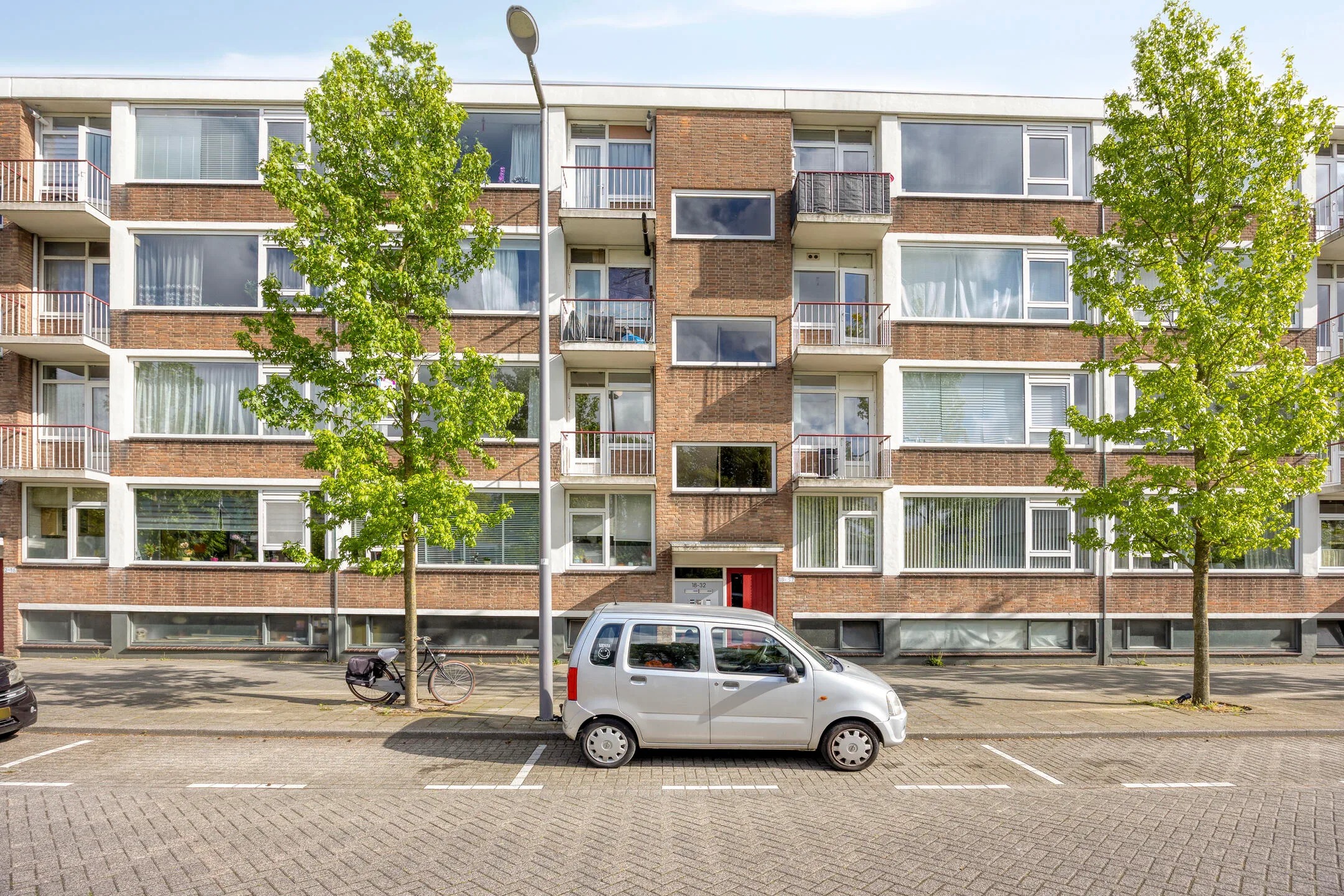 Portiekflat Zenostraat 20 in Rotterdam
