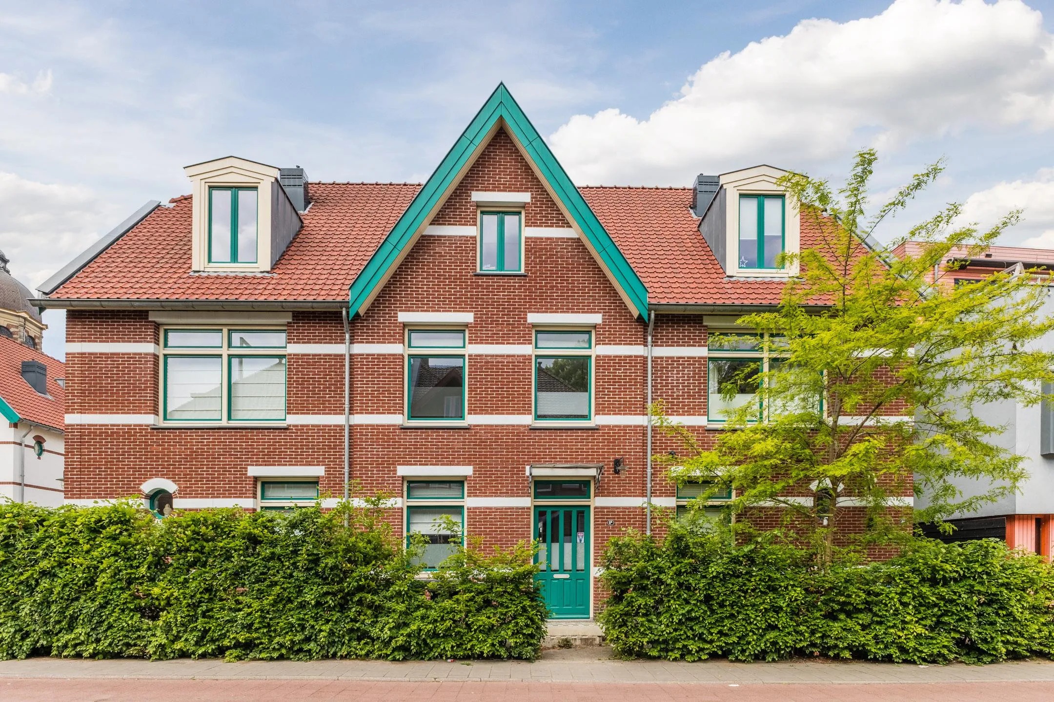 Hoekwoning Melkpad 8 B in Hilversum