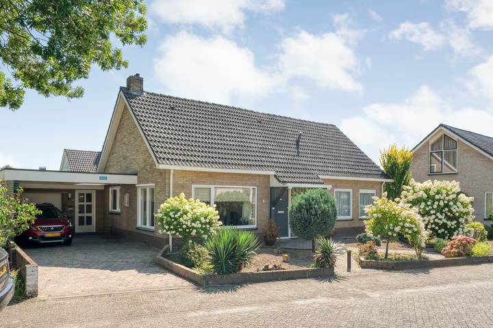 Vrijstaande woning Spinhuisstraat 1 in Raalte