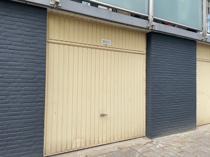 Inpandige garage Eisenhowerstraat 385 Sittard
