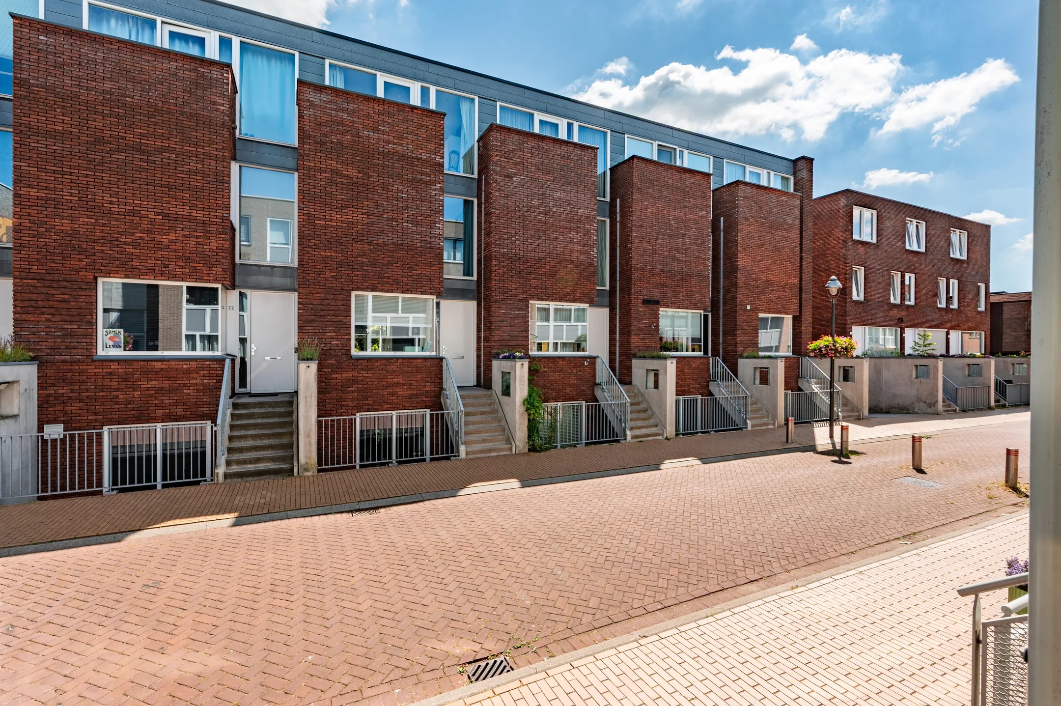 Tussenwoning Roggestraat 20 in Apeldoorn
