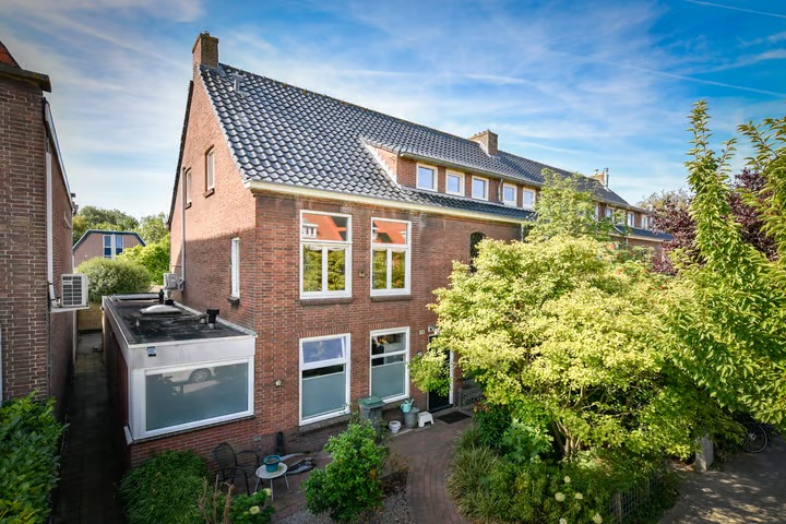 Bovenwoning Kloosterstraat 31 in Duivendrecht