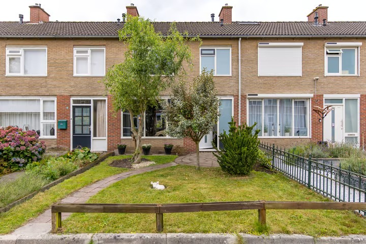 Tussenwoning Waterlandlaan 15 in Stadskanaal