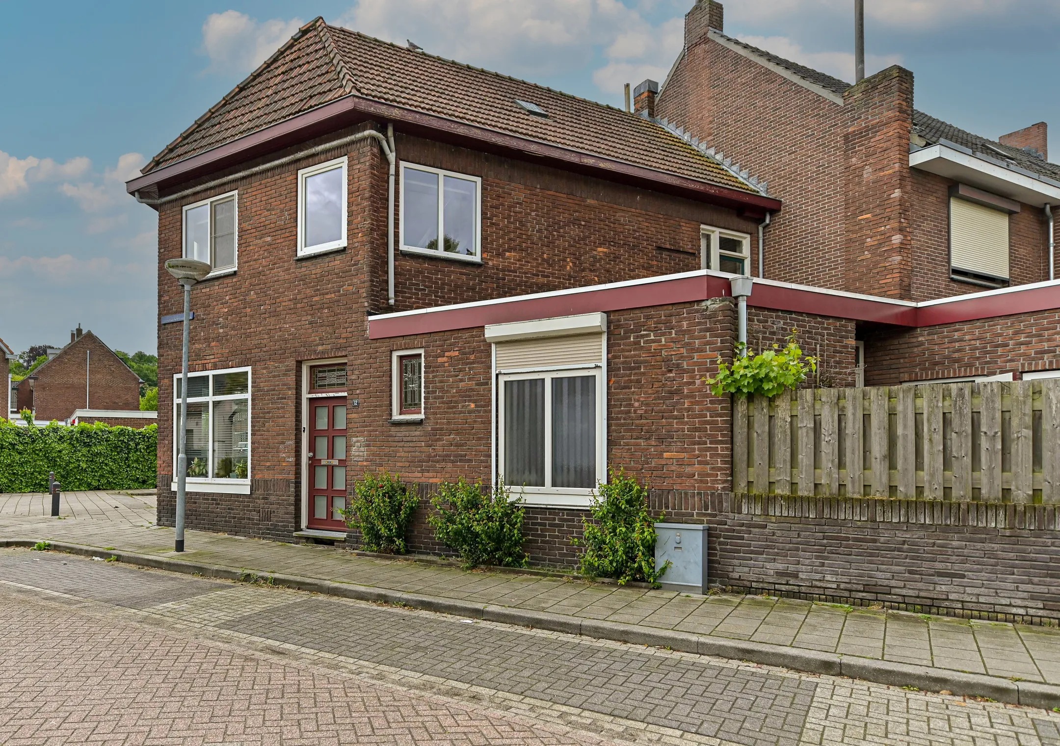 Hoekwoning Waterleidingsingel 12 in Venlo