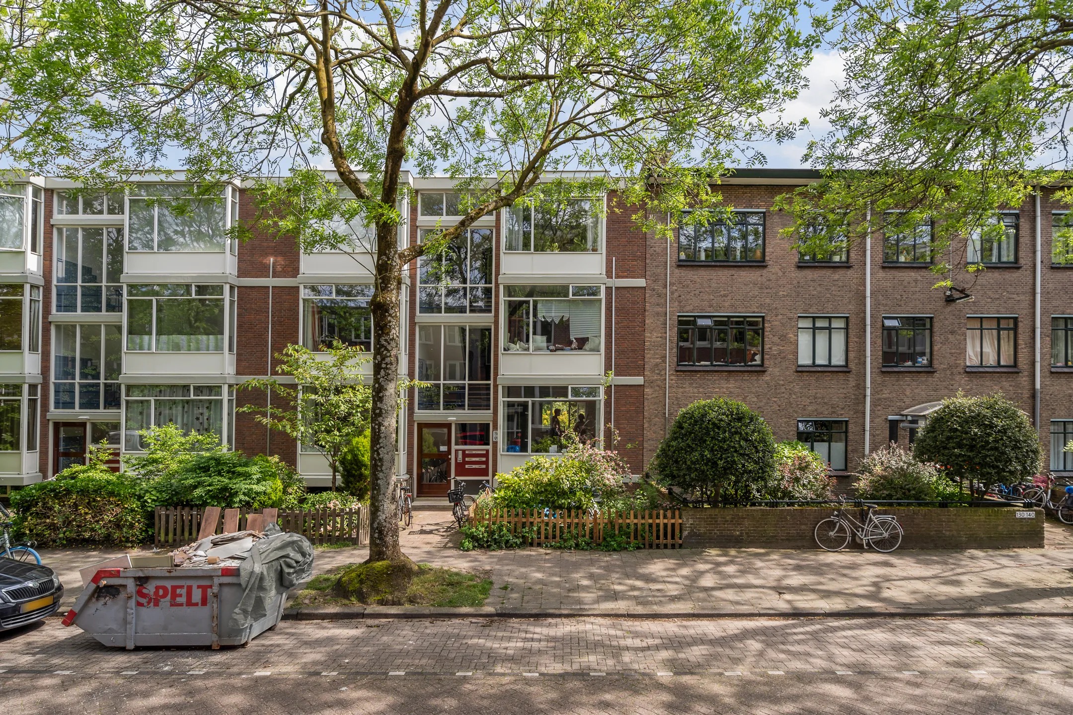 Portiekflat Van der Duynstraat 98 in Den Haag