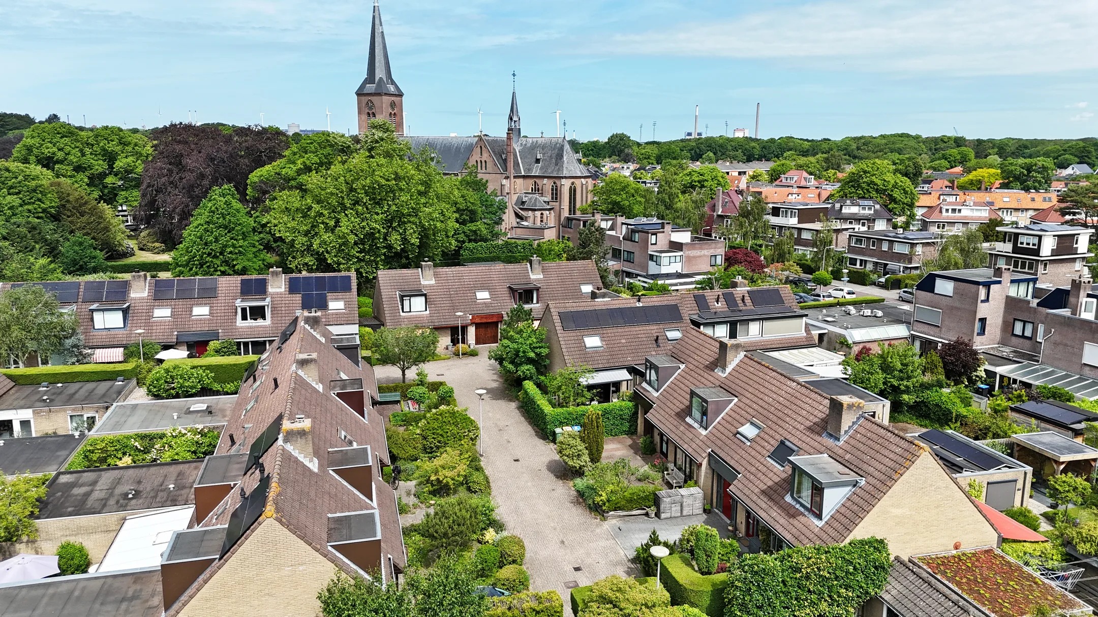 2-onder-1-kapwoning Anna Kaulbachhof 3 in Driehuis NH