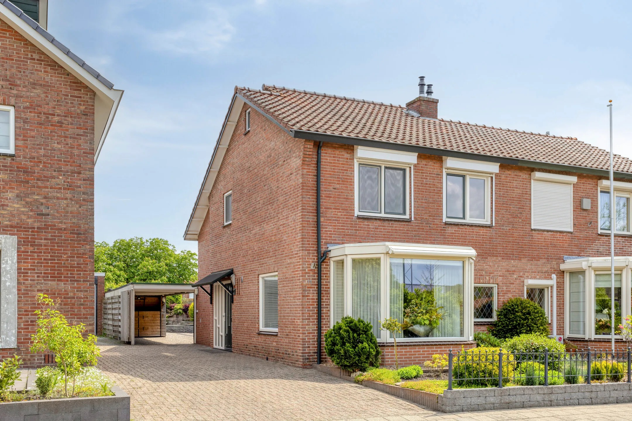 Halfvrijstaande woning van Hengelstraat 11 in Winterswijk