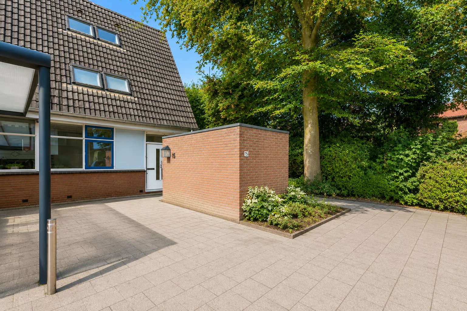 Hoekwoning Frans Erensstraat 15 in Kerkrade