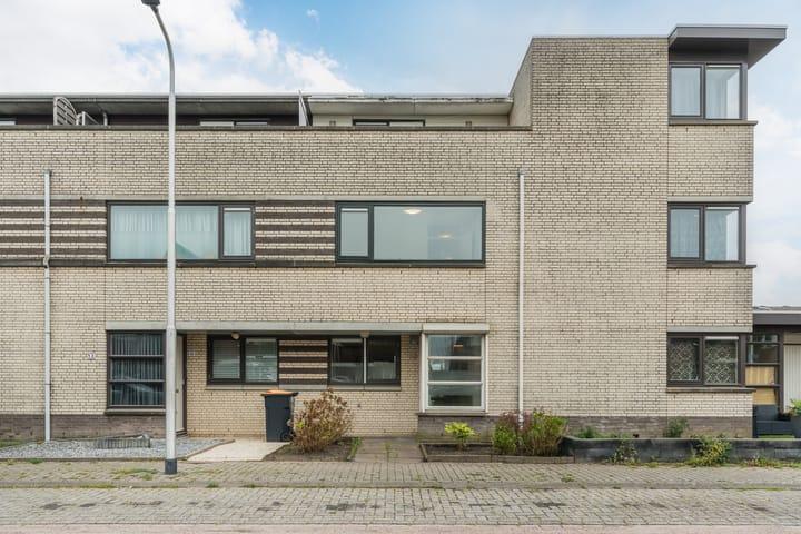 Eengezinswoning, tussenwoning Renesselaan 68 Tilburg