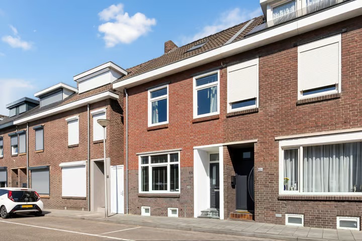 Hoekwoning Schoolstraat 32 in Kerkrade