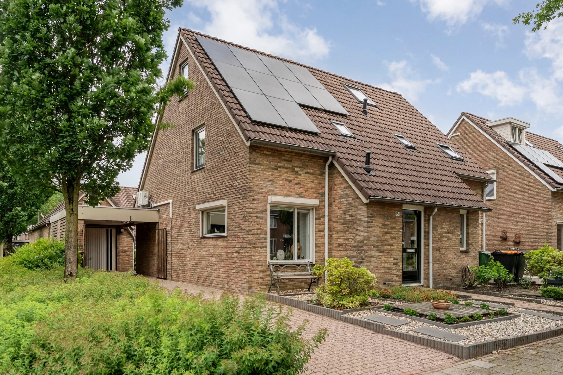 2-onder-1-kapwoning Roelf Bosmastraat 138 in Rijssen