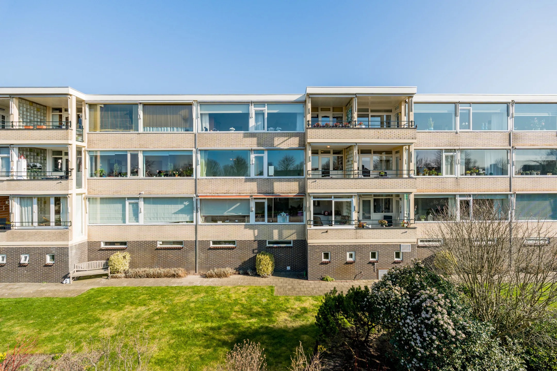 Portiekflat Beeklaan 236 in Noordwijk