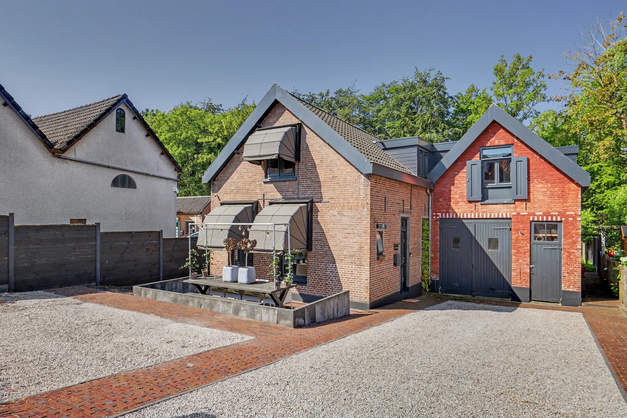 Vrijstaande woning (dijkwoning) Hordijk 238 in Rotterdam