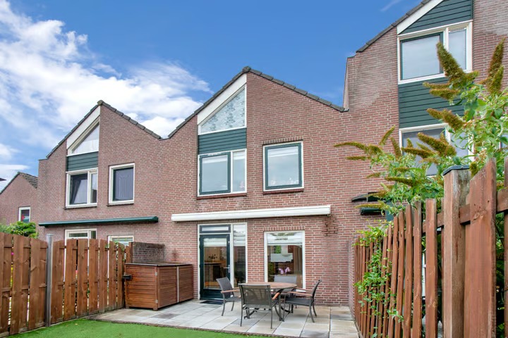 Tussenwoning Tuinstraat 6 in Maassluis