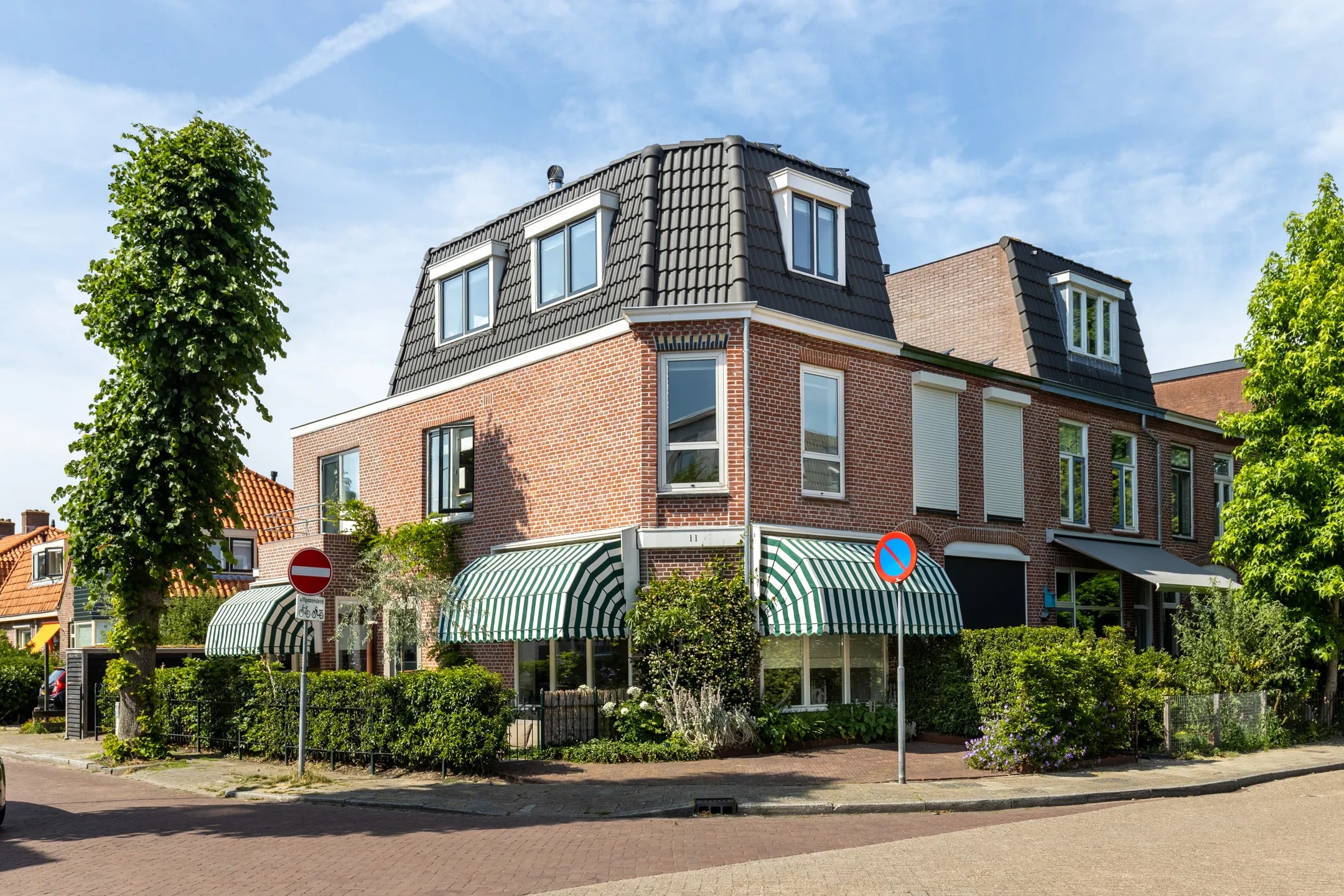 Hoekwoning Kritzingerlaan 11 in Zeist