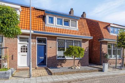Eengezinswoning, 2-onder-1-kapwoning Couwervestraat 35 in Goes