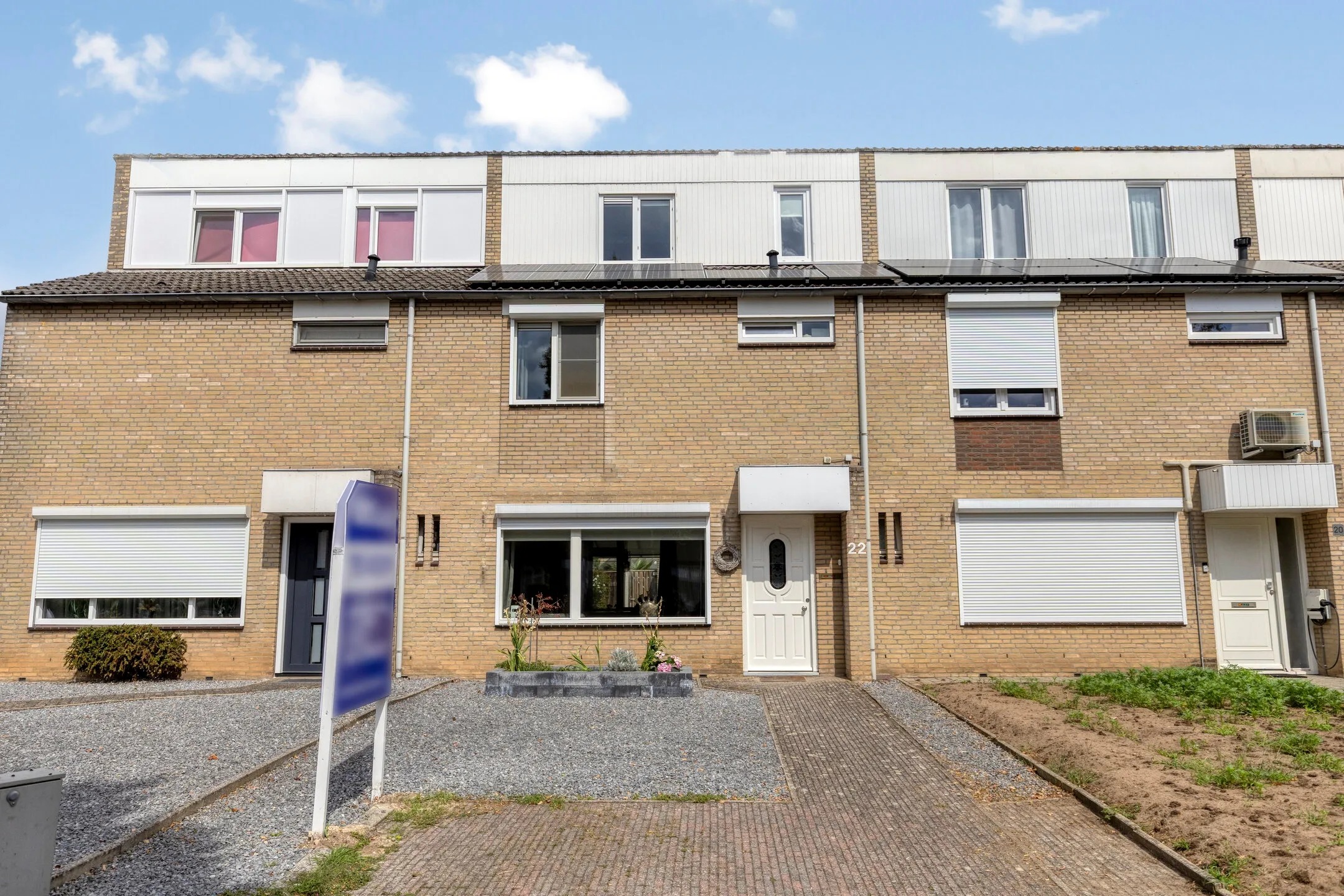 Tussenwoning Klutjesstraat 22 in Stramproy