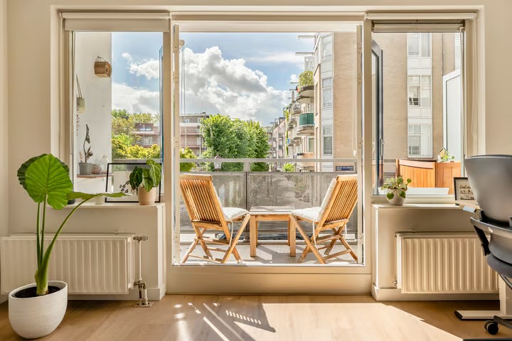 Tussenverdieping Tweede van Swindenstraat 13 B in Amsterdam