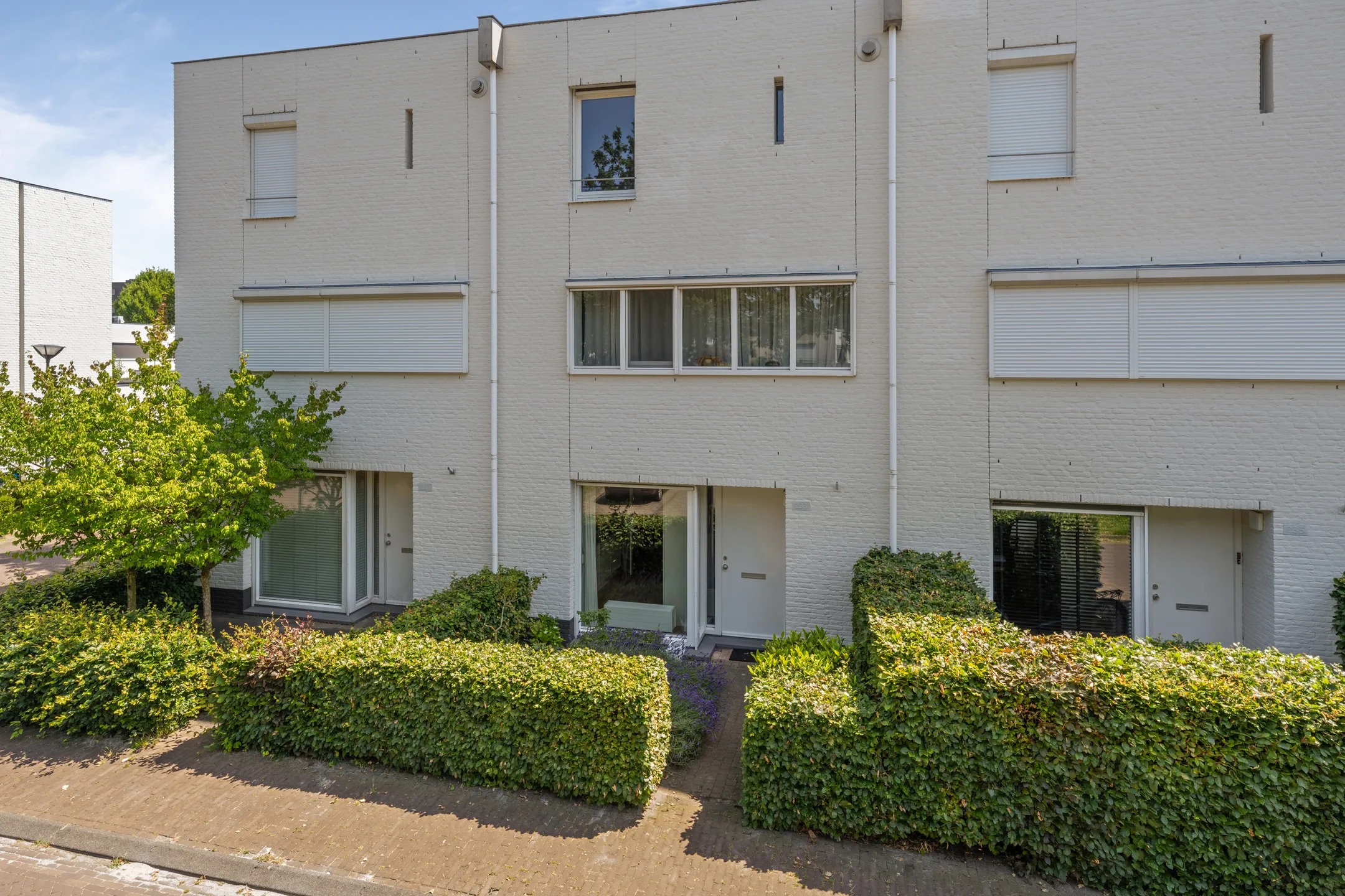 Tussenwoning Lange Akker 233 in Teteringen