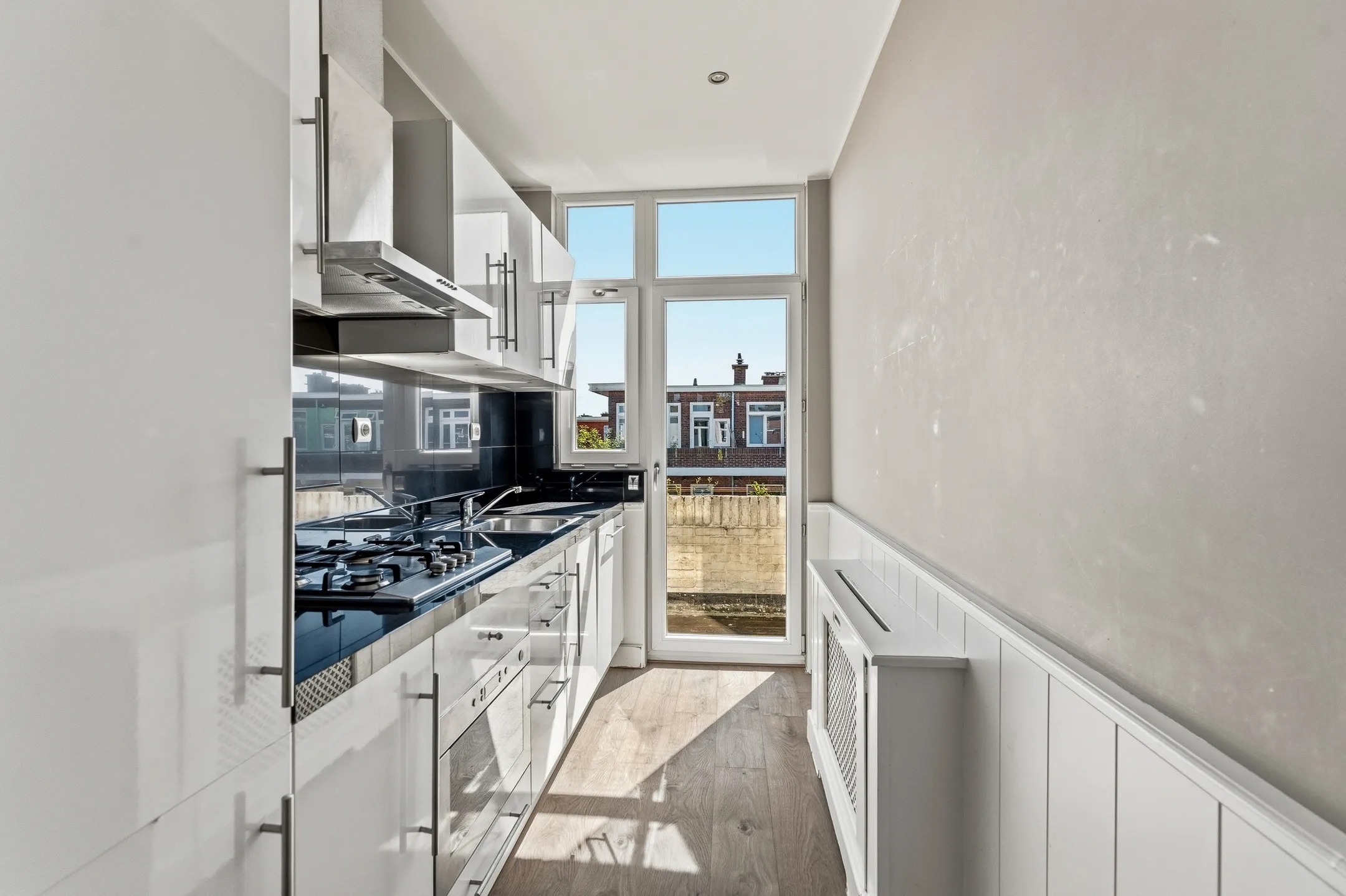Portiekwoning Schaarsbergenstraat 92 in Den Haag
